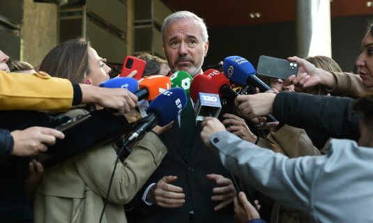 tellado y azcon se reunen en la sede del pp de madrid en medio de la negociacion con vox en aragon y extremadura