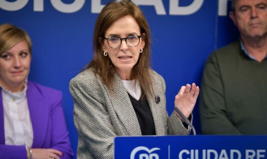 genova exige discrecion a guardiola en su negociacion con vox hay que hacer menos ruido en los medios