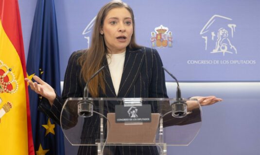 el pp no cree que a vox se le ocurra pedir la cabeza de guardiola e ir contra la voluntad de los extremenos