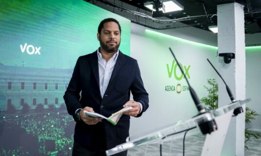 las direcciones de vox y pp inician un nuevo marco negociador para extremadura y aragon primero programa y despues puestos