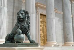 la ley de multirreincidencia llega a su examen final en el congreso con el psoe y sus socios de izquierda enfrentados