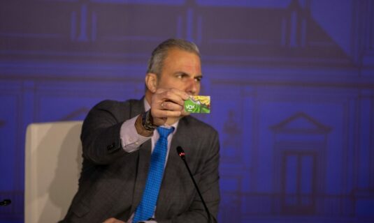 la crisis en vox marcara hoy el pleno de madrid con ortega smith aun portavoz