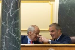 vox expulsa a ortega smith por desobedecer la orden de apartarse de la portavocia del ayuntamiento de madrid