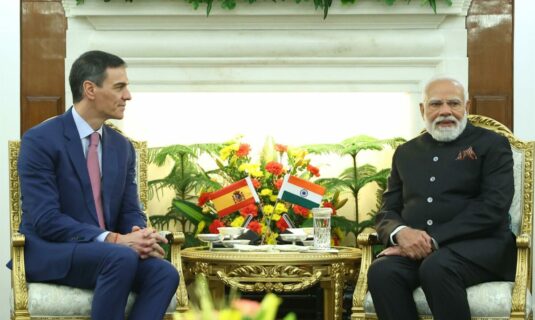 pedro sanchez cree que felipe gonzalez tardara en volver a votar a psoe porque el piensa presentarse a generales