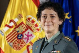 sanchez ve el ascenso de gimeno duran primera mujer coronel de la guardia civil como un paso hacia la igualdad real