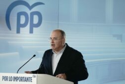 tellado carga contra el pnv tras el acuerdo sobre desahucios su sumision a sanchez roza ya el ridiculo