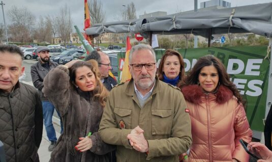 vox replica a manueco que las condiciones de los pactos las pondran los castellanoleoneses