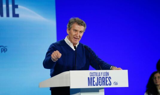 feijoo lamenta que el drama del psoe actual es que en el cabe gente como oscar lopez y no como lamban