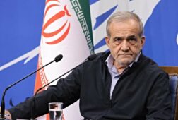 el presidente de iran anuncia su disposicion a negociar con trump