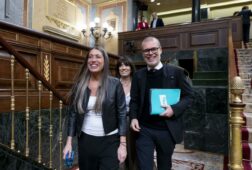 nogueras afirma que ley de vox para prohibir burka no pasa un solo filtro europeo y zanja ni burka ni vox