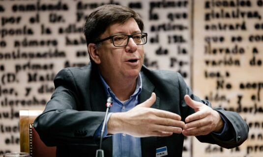 salazar admite que compartio piso con cerdan y confirma que cobro efectivo del psoe en cantidades pequenas