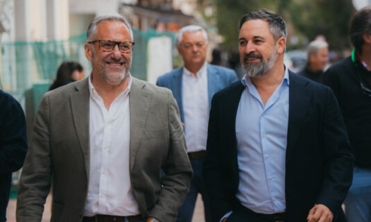 vox plantea 509 medidas para recuperar sentido comun con deportaciones defensa de la vida y recorte sindical