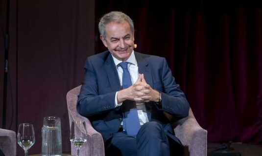 zapatero niega estar vinculado con el rescate de plus ultra y defiende que su trabajo es conforme a la legalidad