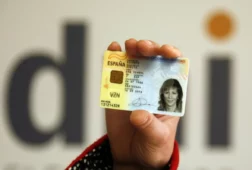 el pp vuelve a pedir que se rechace el uso del dni digital para acreditarse en elecciones pese a que la jec lo avala