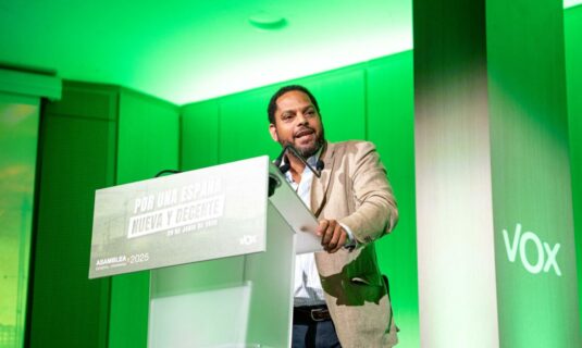 ignacio garriga llama a apartar a feijoo de las negociaciones en extremadura cyl y aragon