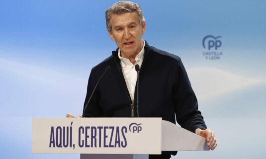 feijoo rechaza lecciones de patriotismo de abascal me daria verguenza votar con psoe y podemos en extremadura