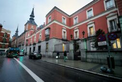 espana condena el ataque israeli contra un centro sanitario en el sur de libano