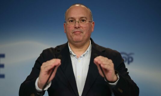 tellado carga contra vox por su no a guardiola ahora abascal ira a cyl a pedir el voto y bloquear tambien esta ccaa