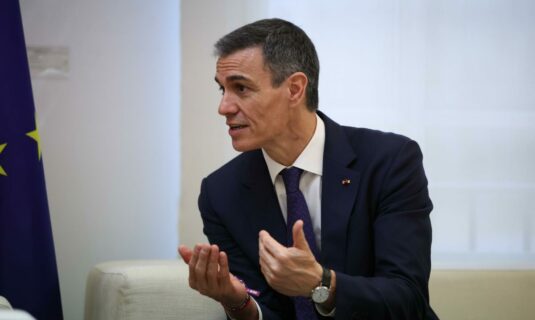 sanchez pide mas feminismo e igualdad en el 8m no permitiremos que el odio sustituya a los derechos