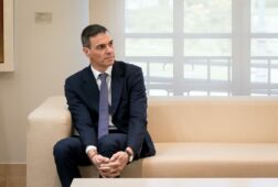 sanchez condena la ley israeli que aplica la pena de muerte solo a palestinos un paso mas hacia el apartheid