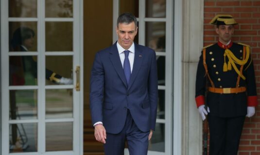 sanchez comparecera en el congreso para informar sobre la posicion de espana en la guerra de iran