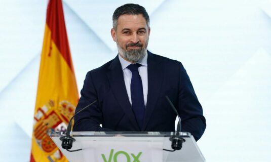 vox pedira entrar en el gobierno de extremadura aragon y castilla y leon