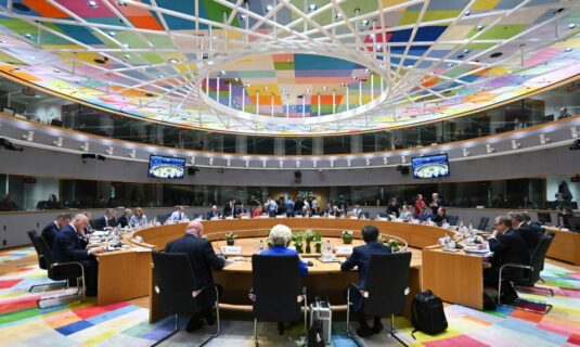 lideres de ue buscan hoy contener precios tras la guerra en iran en una cumbre rehen del veto de orban a ucrania