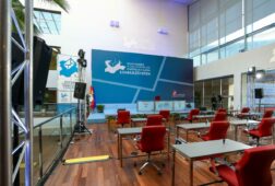 cyl vota 2 910 locales para constituir 4 470 mesas