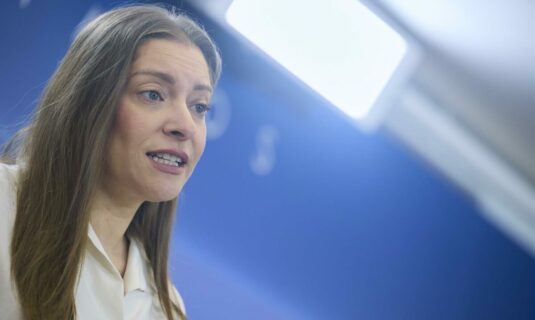 pp dice que sanchez pone en riesgo a espana con su numerito con trump para ser rebelde hay que poder permitirselo