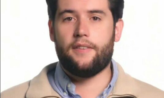 el exsecretario general de nngg del pp admite que aviso a vox de su dimision y que quizas fiche por ese partido