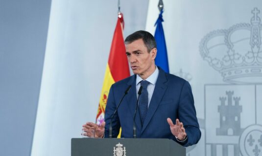 sanchez exige reabrir el estrecho de ormuz y preservar todos los yacimientos energeticos en oriente proximo