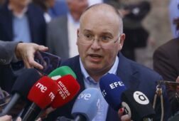 tellado sobre mayor oreja y el 11m es una materia juzgada no tiene sentido escarbar en la herida