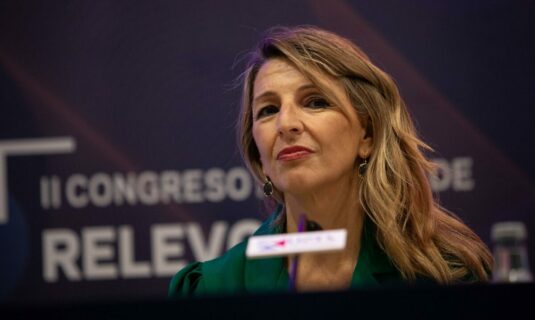 yolanda diaz insiste en que junts siempre fue un proyecto racista y clasista pero niega que la investidura se deba el