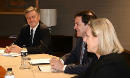 manueco destaca la estabilidad fruto del pacto de pp y vox y garantiza mas trabajo para lograr la gobernabilidad