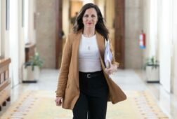 podemos espera ver en prision a rajoy tras el testimonio de barcenas y sumar vincula al pp con metodos mafiosos