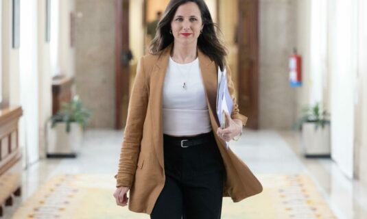 podemos espera ver en prision a rajoy tras el testimonio de barcenas y sumar vincula al pp con metodos mafiosos
