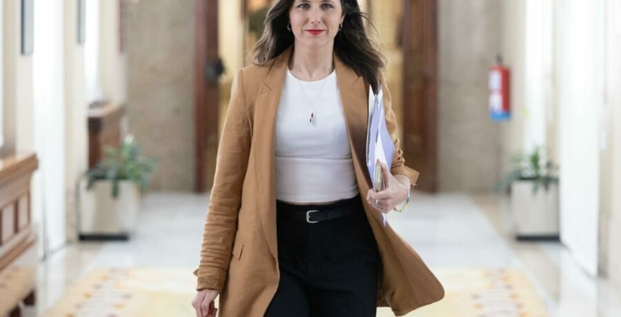 podemos espera ver en prision a rajoy tras el testimonio de barcenas y sumar vincula al pp con metodos mafiosos