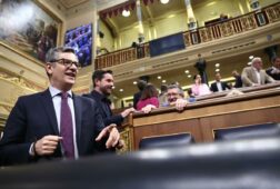 bolanos defiende derecho a criticar al juez peinado y pp le dice que podria ser perfectamente ministro de orban