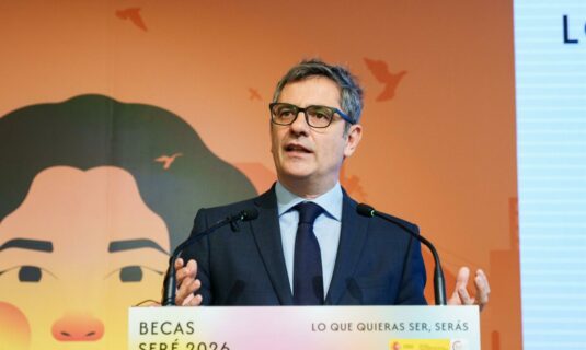 bolanos anima al pp a analizar lo logrado por magyar en hungria frente a orban en lugar de poner alfombra roja a vox