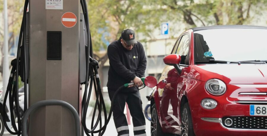 el ine eleva el ipc de marzo al 34 una decima mas de lo esperado por el alza de los carburantes