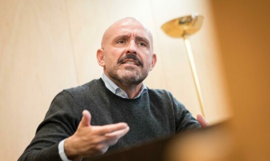 de los santos la prioridad nacional es que convoque elecciones