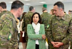 defensa adaptara la jornada laboral militar a las 35 horas tras la peticion de la unidad de militares de tropa