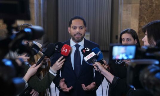 vox acusa en una carta a feijoo de dirigir un ataque brutal de insidias sobre supuestas irregularidades