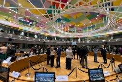 los veintisiete tantean este martes la posible suspension del acuerdo de asociacion con israel como pide espana