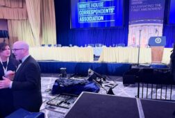 eeuu trump evacuado de la cena de corresponsales tras un tiroteo