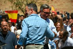 abascal esta en juego si moreno sigue con manos libres para no hacer nada o se condiciona un cambio de verdad