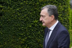 esteban afirma que la legislatura ha llegado a su fin y que el interes general demanda elecciones este ano