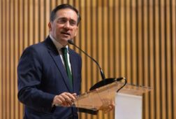 espana y otros nueve paises condenan el ataque israeli contra la flotilla y piden la liberacion de los detenidos