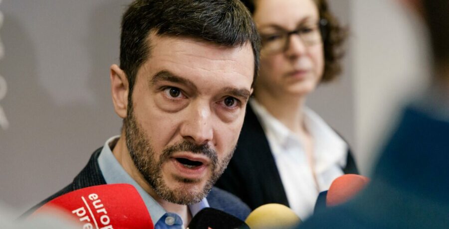 los ministros bustinduy y urtasun denuncian tortura y trato vejatorio a activistas tras el video del ministro hebreo ben gvir
