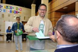 jose ignacio garcia adelante andalucia vota en jerez hoy es el dia de la participacion